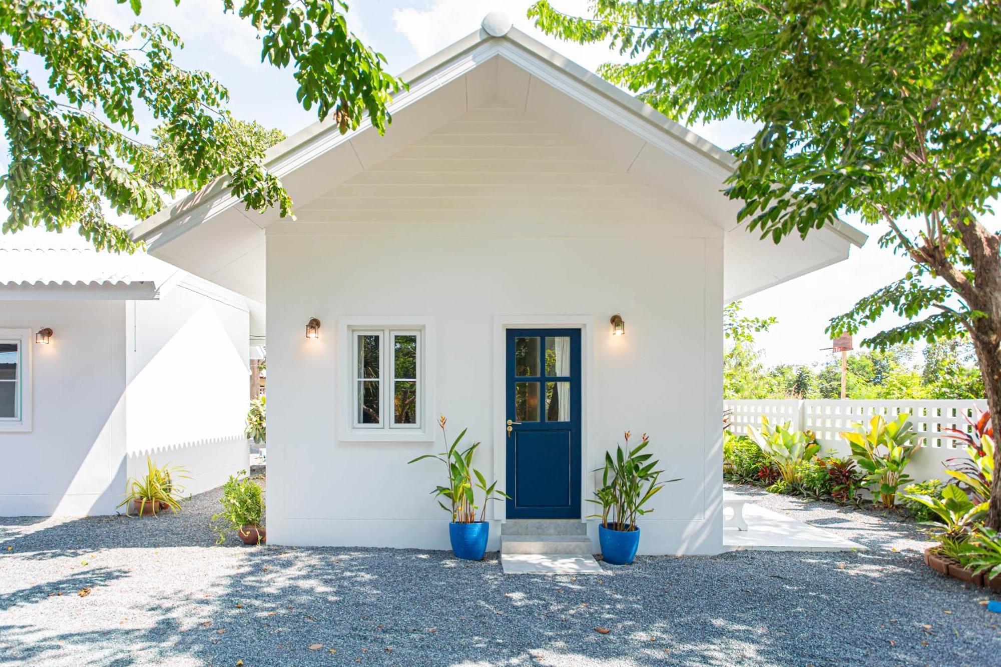 Vawa Guesthouse Kanchanaburi by Eksteriør bilde